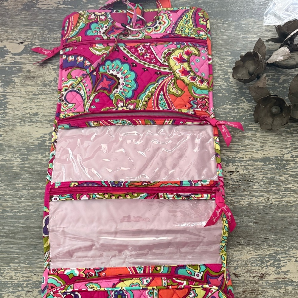 Vera Bradley Pink Quilted Hanging Organizer paisley flower